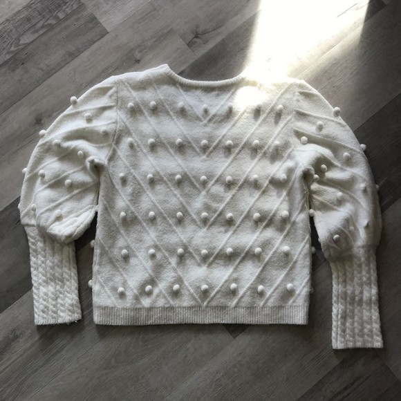 Line & Dot Anthropologie Leah Pom Pom Poofy Sleeve Sweater Cable Knit accent Med - Picture 6 of 8